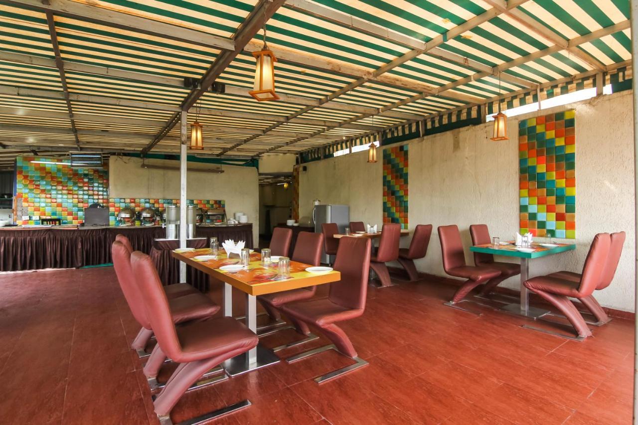 Hotel Lxia Hinjewadi - Indian Nationals Only Pimpri-Chinchwad Exterior foto