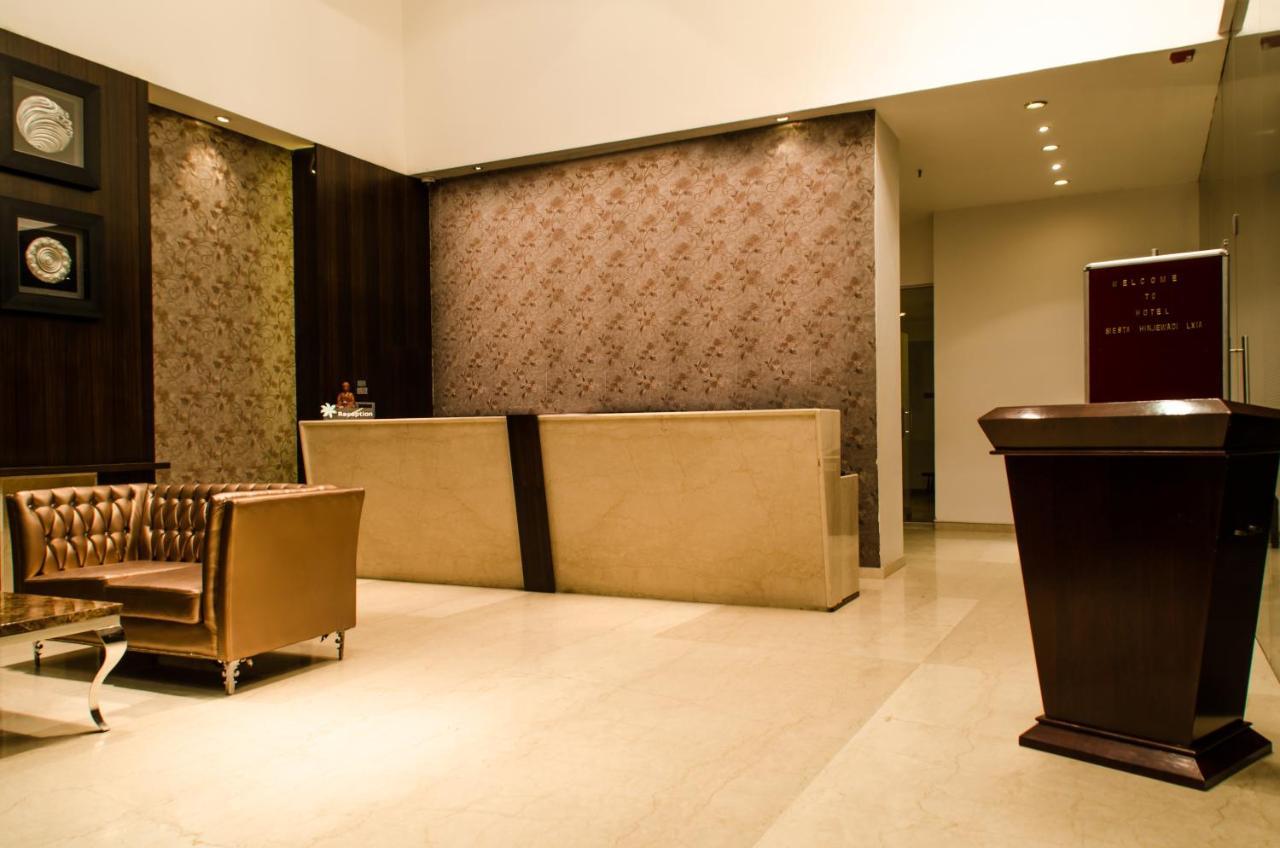 Hotel Lxia Hinjewadi - Indian Nationals Only Pimpri-Chinchwad Exterior foto